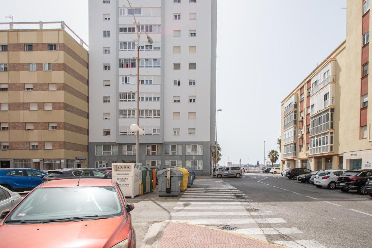 Ferienwohnung Apartamento La Nina De Cádiz Exterior foto